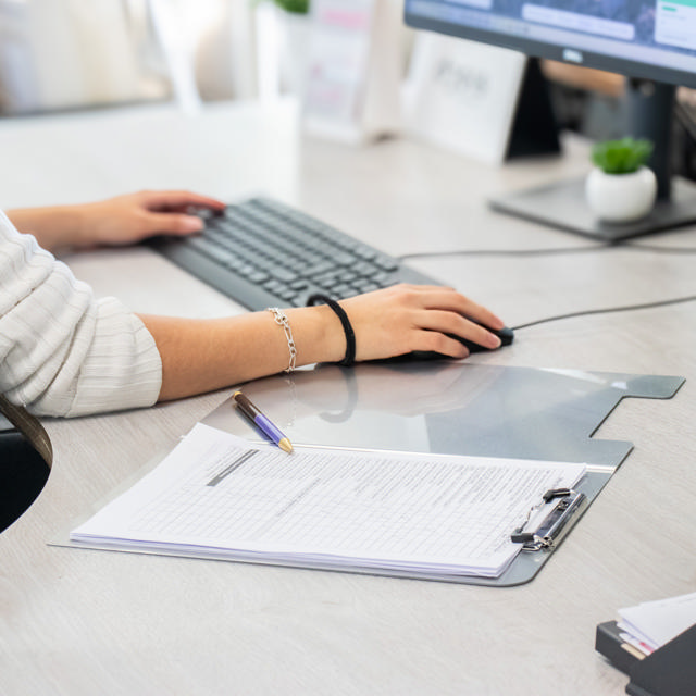 Clipboard with Flap, Aluminium, A4, Portrait