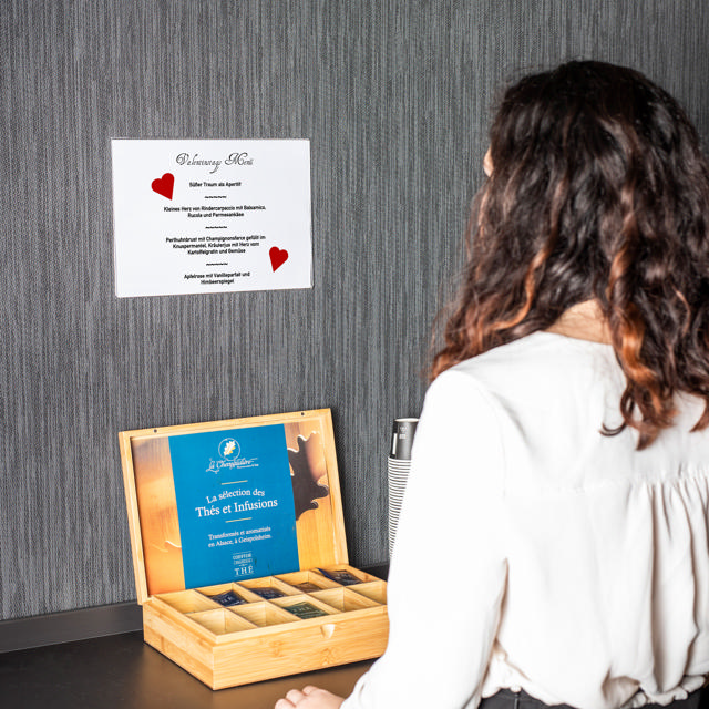 Self-adhesive Acrylic Sign Holder, Permanent, A4